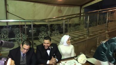 صورة د/ أحمد علي سليمان وعائلته يقدمون التهاني للمهندس/ إسلام عادل بمناسبة عقد زواجه وزفافه