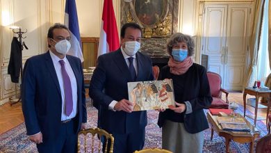 صورة خلال زيارته لباريس وزير التعليم العالي يشهد مراسم توقيع اتفاقية تعاون بين المجلس الأعلى للمستشفيات الجامعية والإدارة العامة لمستشفيات باريس