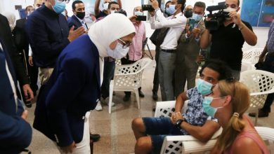 صورة وزيرة الصحة: الانتهاء من تطعيم جميع المواطنين والمقيمين بمحافظتي البحر الأحمر وجنوب سيناء الشهر الجاري