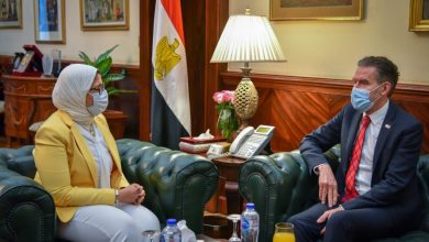 صورة وزيرة الصحة تستقبل نائب المدير التنفيذي لصندوق الأمم المتحدة للسكان لبحث سبل التعاون لدعم ملف تنمية الأسرة