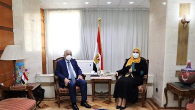 صورة “التعليم” و”التضامن” يبحثان خطة إضافة مناهج “ديسكفري” التعليمية لمرحلة ما قبل رياض الأطفال