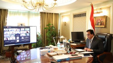 صورة وزير التعليم العالى يشارك في فعاليات مؤتمر الجامعات العربية ودورها في مواجهة تحديات جائحة كورونا