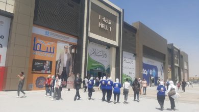 صورة وزيرة الصحة: توفير 6 عيادات متنقلة و10 سيارات إسعاف لتقديم الخدمات الطبية لرواد معرض القاهرة  الدولى للكتاب 52