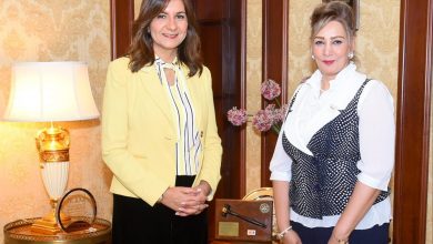 صورة “الهجرة” تتيح استمارة تسجيل للمصريين العالقين بالإمارات في طريقهم للسعودية في حالة رغبتهم العودة لمصر