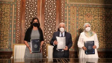 صورة وزيرا “التعليم” و”الهجرة” ورئيس نهضة مصر يوقعون بروتوكول لإتاحة المناهج المصرية على تطبيق “اتكلم عربي”