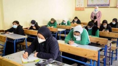 صورة ضبط طالبة بالدقهلية بعد نشرها أجزاء من إمتحان الأحياء