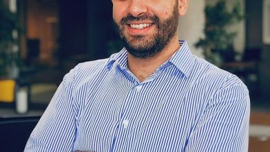 صورة وزيرة الهجرة : مصطفي قنديل مالك  شركة “سويفل” نموذج لنجاح وريادة الشباب المصري