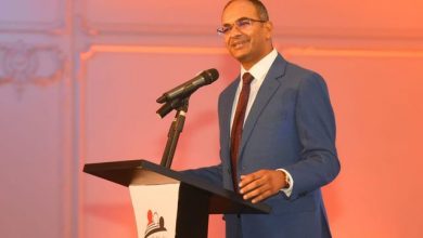 صورة نائب وزير الإسكان يستعرض مشروعات هامة غيرت خريطة مصر في 6 سنوات