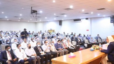 صورة وزيرة الصحة تعقد اجتماعًا مع أطباء الزمالة المصرية بمحافظة الأقصر