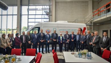 صورة وزيرة الصحة تتفقد تجهيزات أسطول سيارات الإسعاف والعيادات المتنقلة بشركة WAS (ڤاس) الألمانية