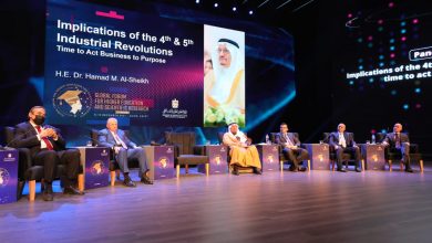 صورة جلسة نقاشية حول الثورة الصناعية في المنتدي العالمي للتعليم العالي