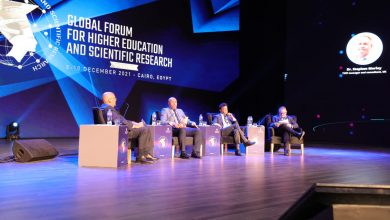 صورة فى إطار فعاليات اليوم الثالث للمنتدى العالمي الثاني للتعليم العالي والبحث العلمي .. جلسة نقاشية حول التعليم المهني