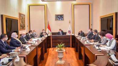 صورة عبدالغفار: الرئيس يولي اهتمامًا كبيرًا بملف “زراعة الأعضاء”