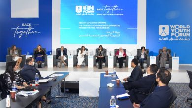 صورة استعدادا لمنتدى شباب العالم ..مكرم تشارك بورشة عمل “حياة كريمة”