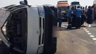 صورة إصابة 20 مواطنا بانقلاب سيارة ميني باص بالشرقية
