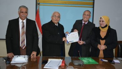 صورة تفعيل  “تنمية القيم واحترام الآخر” بمناهج الصف الرابع الابتدائي