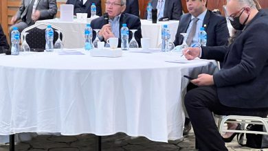 صورة مجاهد يشارك ورش عمل مناهج المدارس الدولية للتكنولوجيا التطبيقية