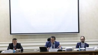 صورة وزير التعليم العالي ينعي شهداء الوطن من أبناء القوات المسلحة  