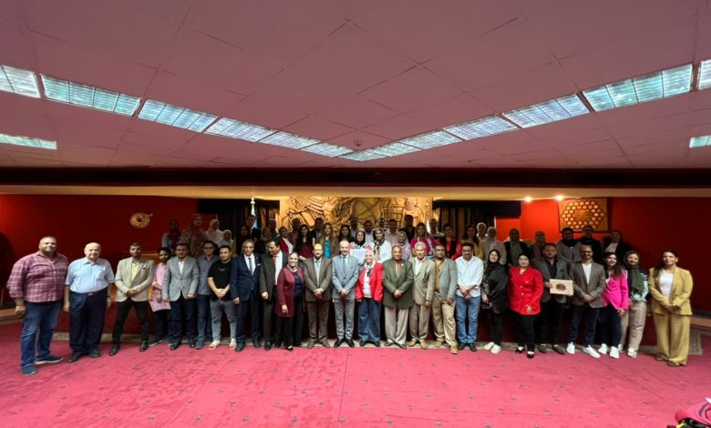 أكبر دورة بيئية بنقابة الصحفيين