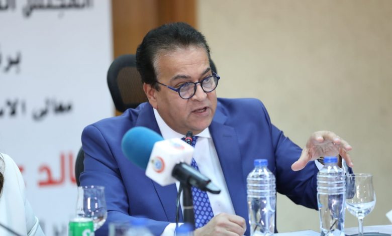 الدكتور خالد عبدالغفاروزير الصحة والسكان