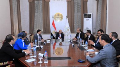 صورة وزير التربية والتعليم يلتقي وفد تنسيقية شباب الأحزاب والسياسيين