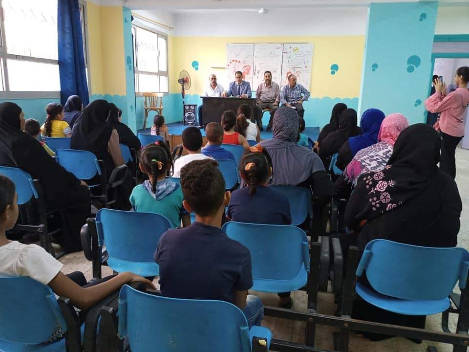 زى المدرسة مجانا هدية من مبادرة حياة كريمة لمدارس البساتين