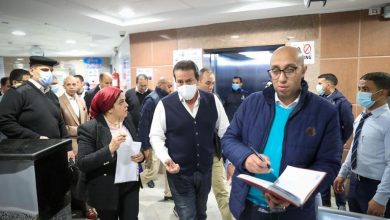 صورة وزير الصحة يشيد بالخدمات المقدمة للمرضى بمستشفى الكبد بمركز «ههيا»