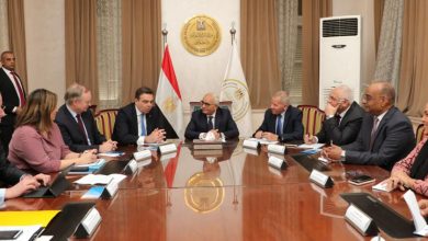 صورة نائب رئيس المفوضية الأوروبية يرحب بالتعاون فى التعليم الفنى