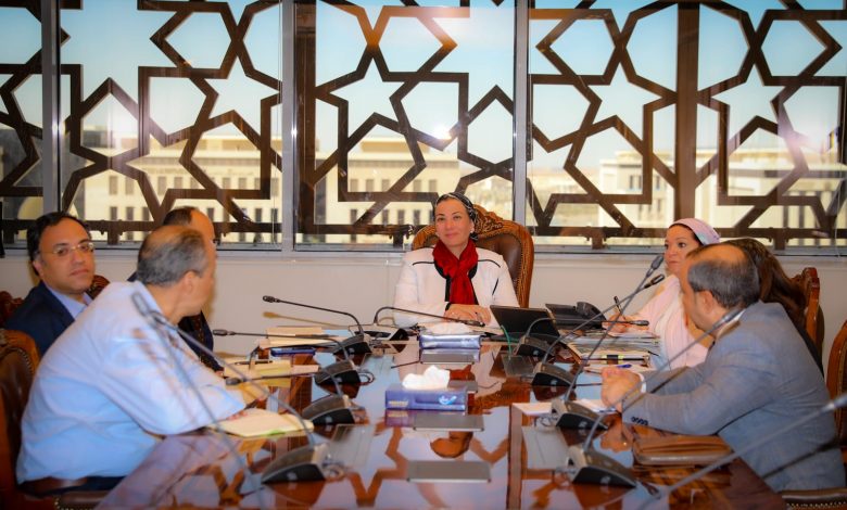 اجتماع إدارة المحميات الطبيعية بوزارة البيئة