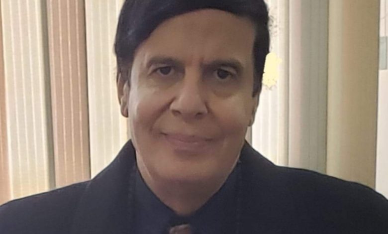 الدكتور أيمن أحمد عمر رئيس قسم الجراحة العامة بكلية طب جامعة المنوفية