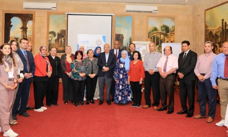 ورشة عمل لجنة تطوير مناهج المرحلة الإعدادية