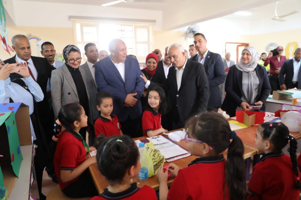 مدرسة WE للتكنولوجيا التطبيقية بمحافظة الوادى الجديد