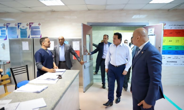 وزير الصحة فى مستشفى وادي النطرون التخصصي بمحافظة البحيرة