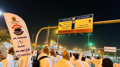 صورة نفرة حجاج الجمعيات الأهلية بعد يوم عرفات إلى مزدلفة