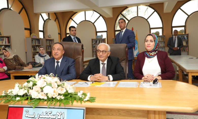 وزير التربية والتعليم يصل الأسكندرية لمتابعة انتظام سير امتحانات الثانوية العامة