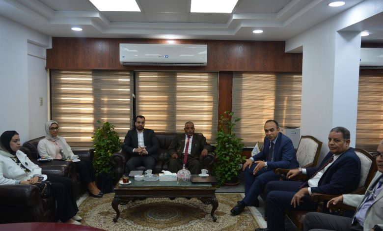 رئيس الهيئة القومية للاستشعار من البُعد يعقد لقاءًا مع وفد من محافظة المنيا