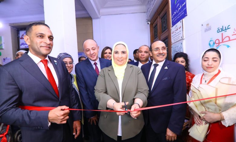 وزيرة التضامن الاجتماعي تدشن حملة "رحلة الألف كيلو متر" من الأسكندرية