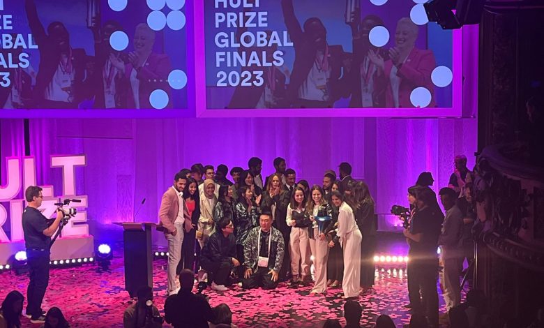 فريق جامعة الإسكندرية" EFFCT" يفوز في مسابقة Hult Prize الدولية