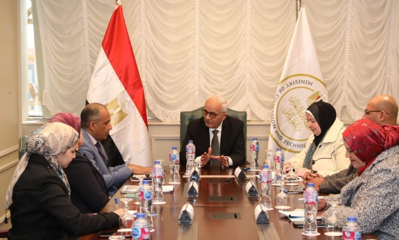 وزير التعليم يبحث مع مؤسسة "مصر الخير" أطر التعاون