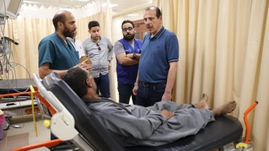 صورة نائب وزير الصحة يتفقد مستشفى ديرمواس المركزي بمحافظة المنيا