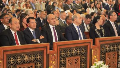 صورة وزير التربية والتعليم يشارك في قداس عيد القيامة المجيد بالكاتدرائية المرقسية بالعباسية