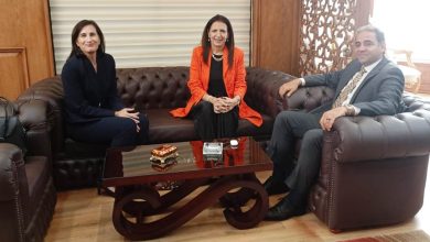 صورة رئيس جامعة بورسعيد يلتقى المدير التنفيذى لهيئة “فولبرايت مصر”