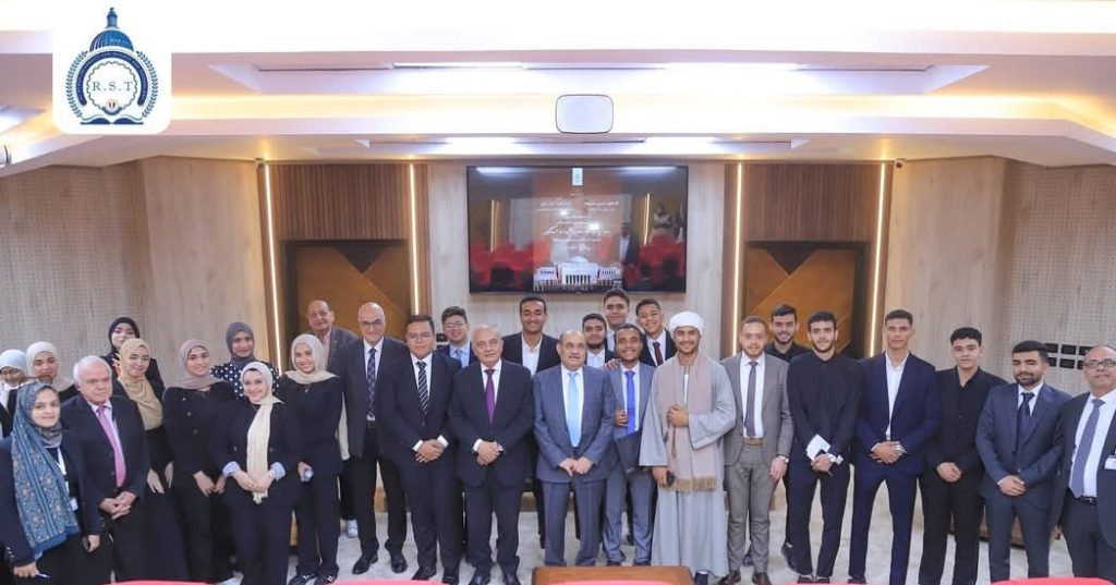 طلاب "جامعة الريادة" في جلسة محاكاة مجلس النواب 