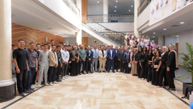 صورة وفد من جامعتي” Collège de Paris International”و “ÉSTIAM”يتفقدان جامعة بور سعيد