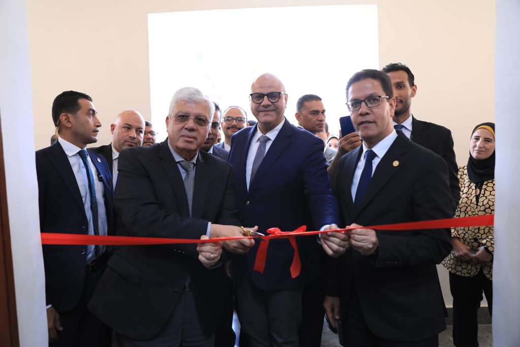 وزير التعليم العالي ومحافظ القليوبية ورئيس "جامعة بنها "يفتتحون عددًا من المشروعات 