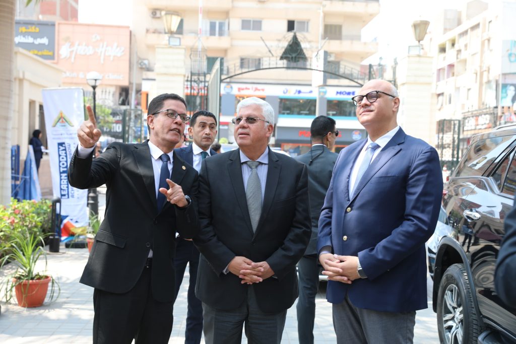 وزير التعليم العالي ومحافظ القليوبية ورئيس "جامعة بنها "يفتتحون عددًا من المشروعات 