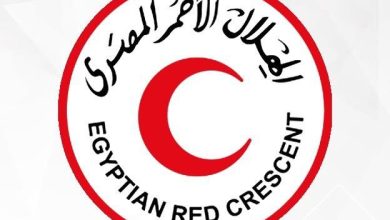 صورة “الهلال الأحمر المصري” يقدم الدعم النفسي والمادي لضحايا حادث الطريق الإقليمي بالمنوفية