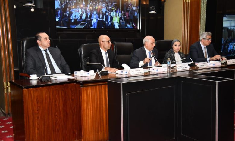 وزير التعليم يستعرض مشروع قانون "البكالوريا المصرية" أمام البرلمان