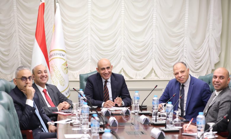 وزير التربية والتعليم يتابع الاستعدادات النهائية لختام “امتحانات الثانوية العامة”