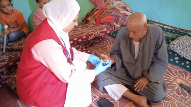 صورة تقديم 5.47 مليون خدمة طبية مجانية في أربعة أيام ضمن حملة «100 يوم صحة»